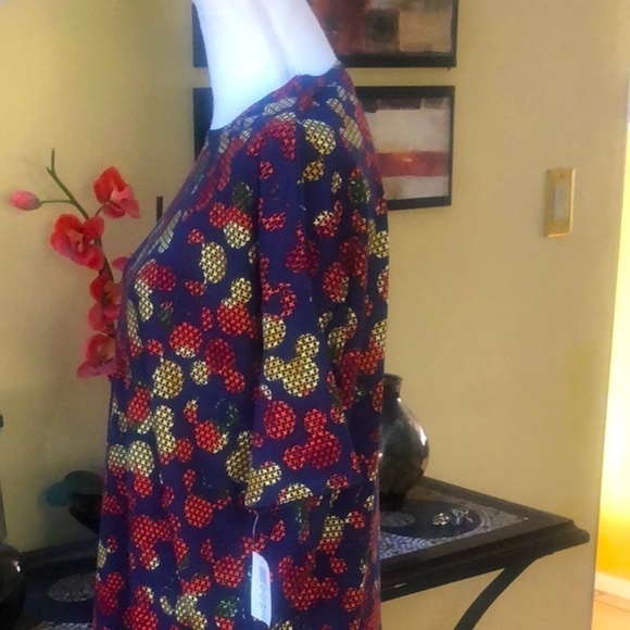 LuLaRoe Simply Comfortable Disney Mickey Mouse Head Irma Top Size X- Small NWT - Picture 8 of 13